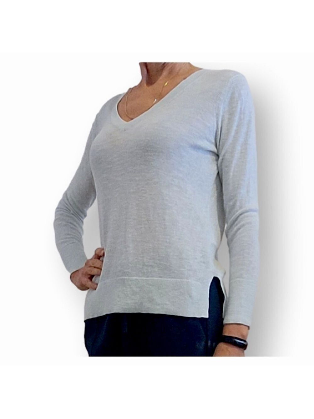 Banana Republic| Linen V neck Mint Green. Small.